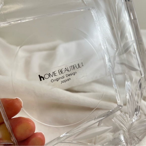 HOME BEAUTIFUL ORIGINAL DESIGNS JAPANESE CRYSTAL GLASS SQUARE FRAME LIKE NEW - Picture 5 of 8